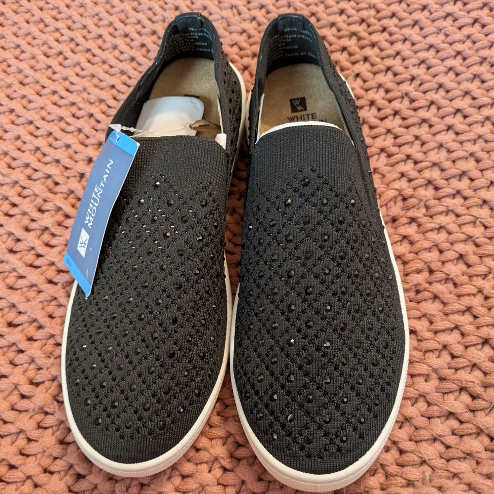 White Mountain Black Slip-On Shoes